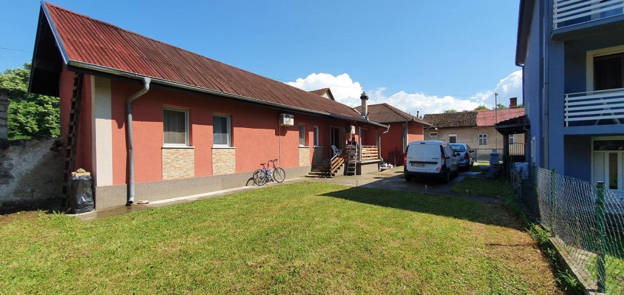 Bakina Kuca Lägenhet Golubac Exteriör bild
